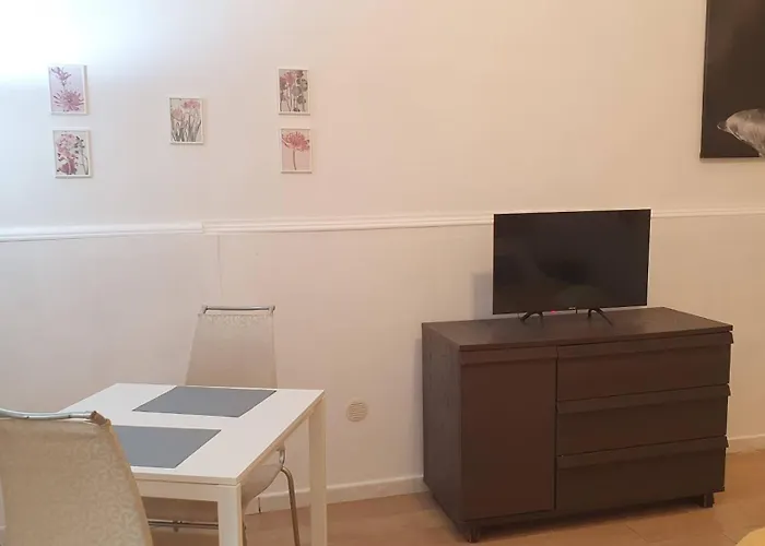 Adriatica Hottube And Sauna 3*