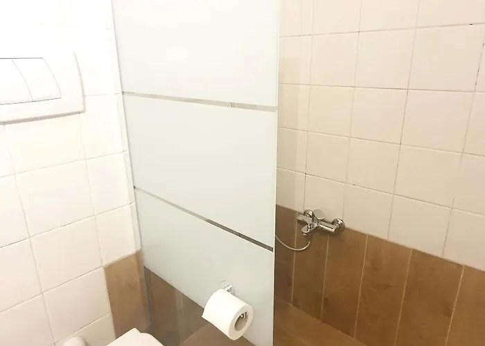 Adriatica Hottube And Sauna 巴里