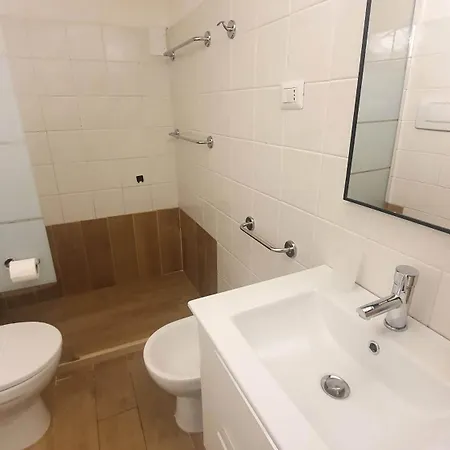 Adriatica Hottube And Sauna * Bari